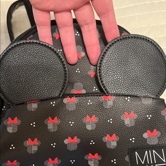 Disney Dani Danielle Nicole Black and Red Minnie Mouse Backpack Purse Adjustable main image 6